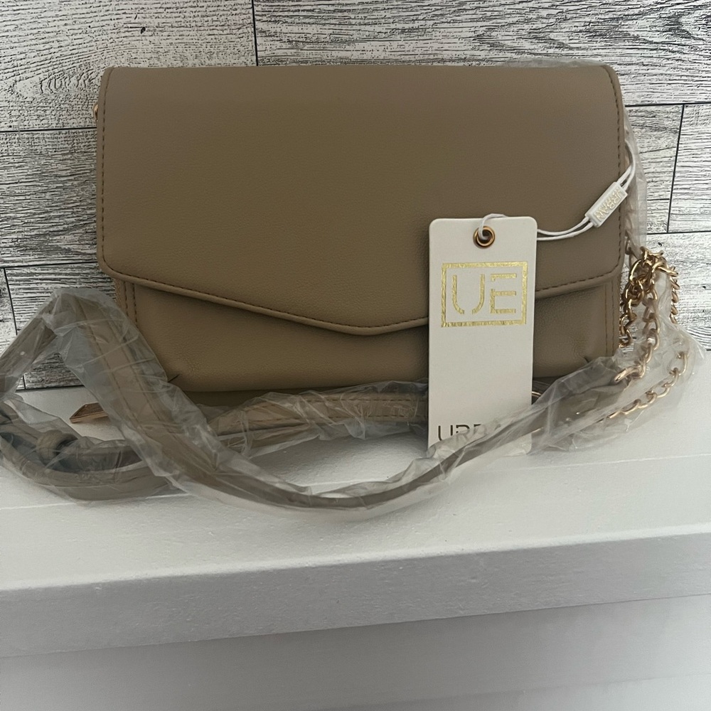 UE Beige Crossbody Bag with Gold Chain
